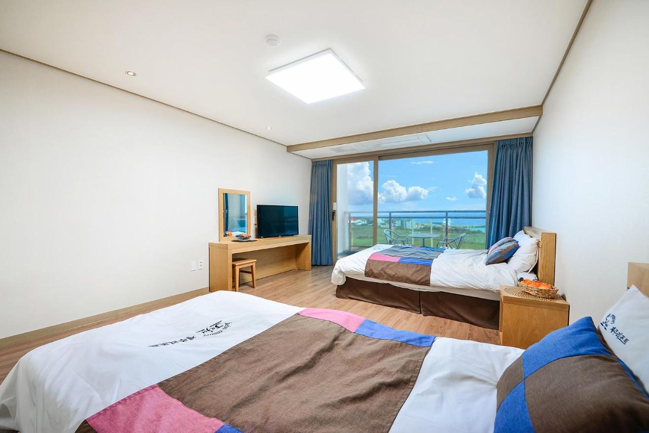 Jeju Resort Exterior photo