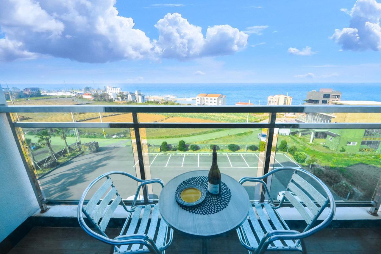 Jeju Resort Exterior photo