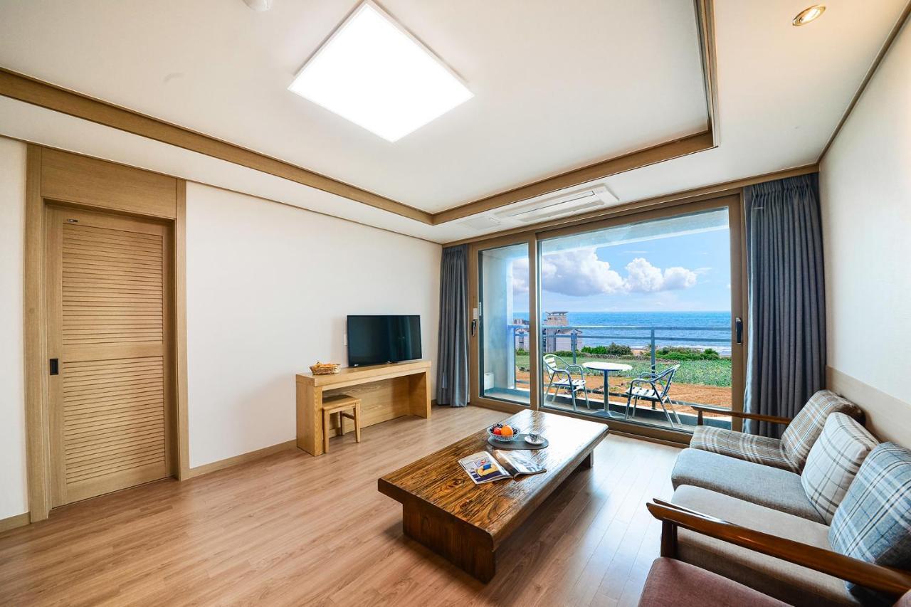 Jeju Resort Exterior photo