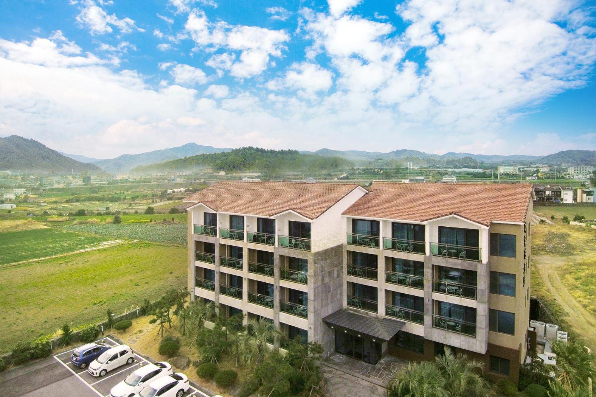 Jeju Resort Exterior photo